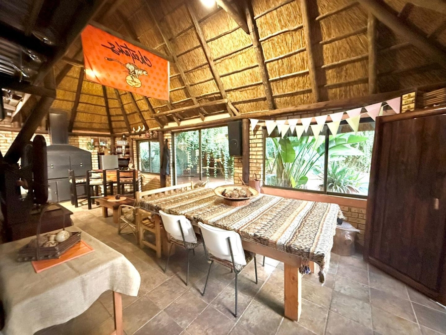 4 Bedroom Property for Sale in Langenhovenpark Free State